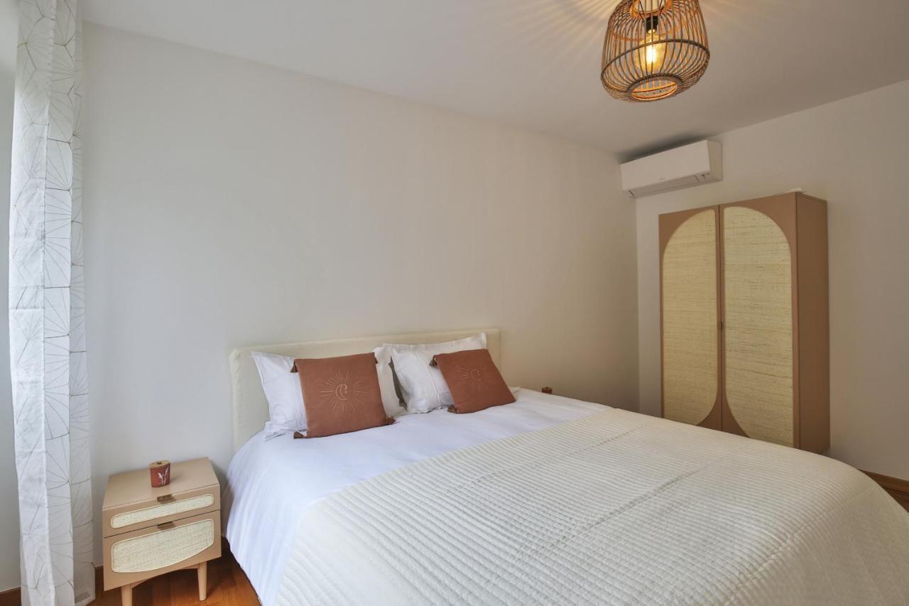Sublime Appartement Vue Mer. Parking/Piscine/Clim Villefranche-sur-Mer Exterior photo